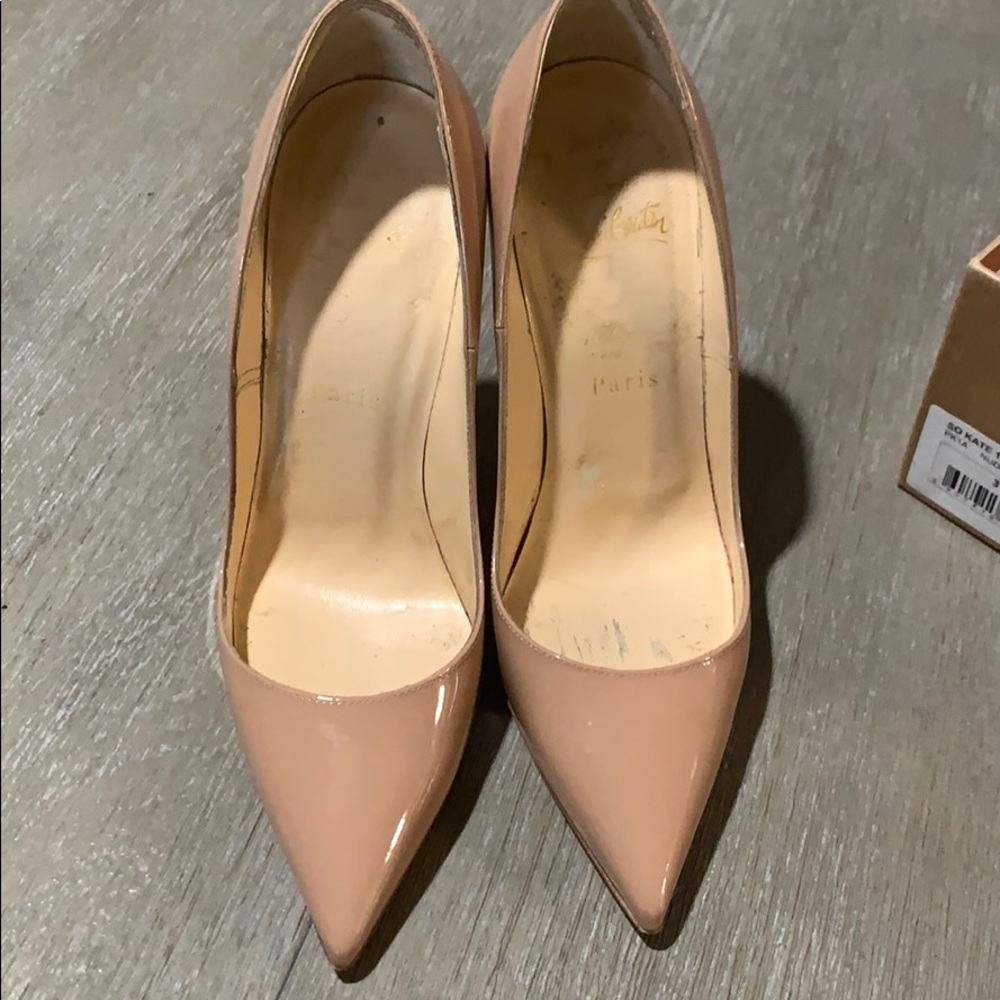 Nude So Kate
